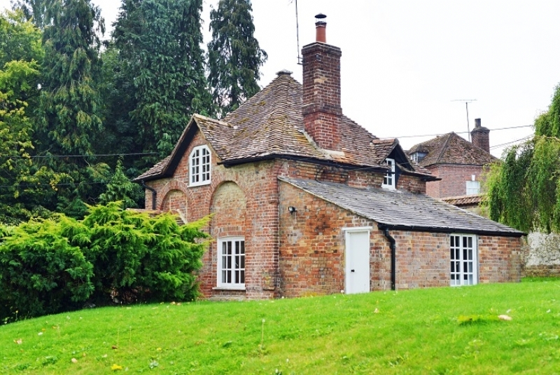 Honeysuckle Cottage