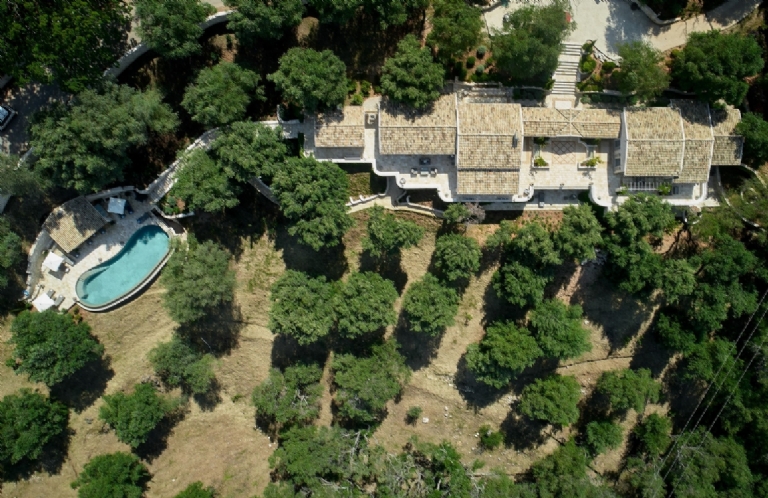 THE BAY HOUSE