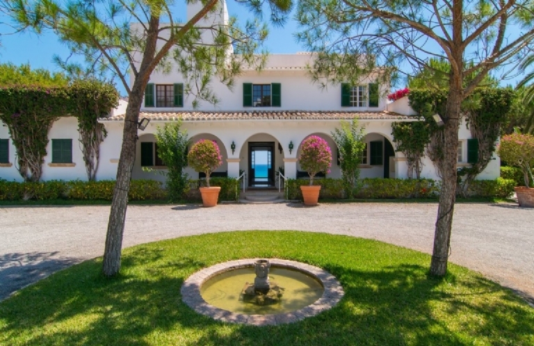 THE VILLA MARBELLA