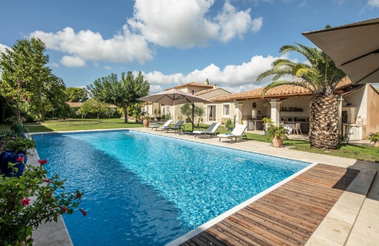THE VILLA MasOLIVIER