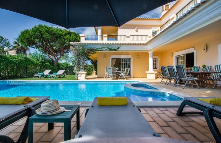 THE VILLA QUINTA SOLEDO 
