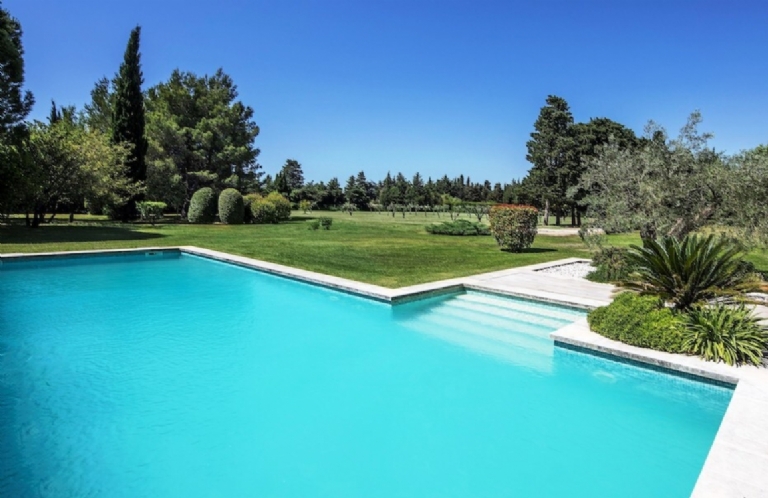 THE VILLA MasGRICHAUD