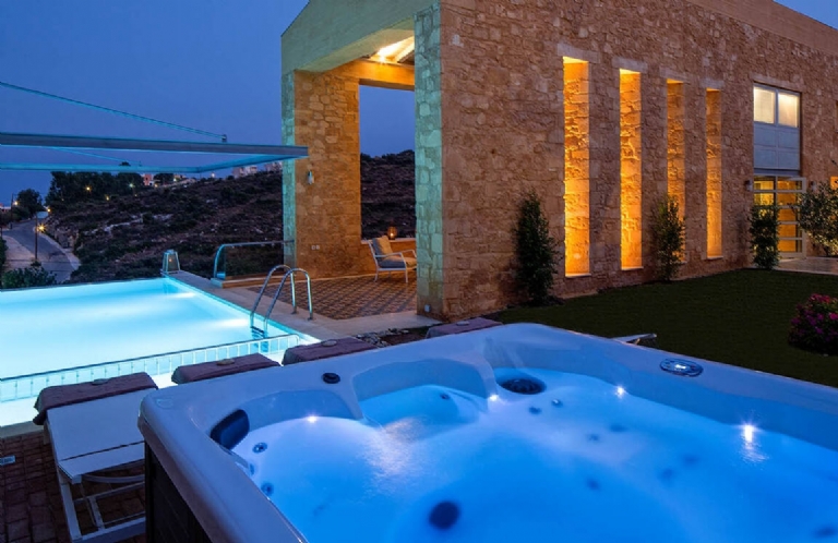 THE VILLA OLIVE GROVE