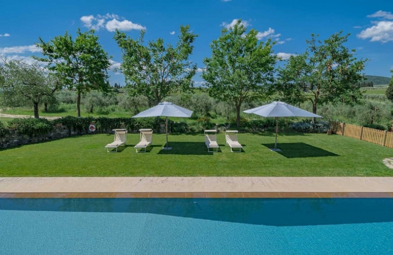 THE VILLA CRISTOFANO 